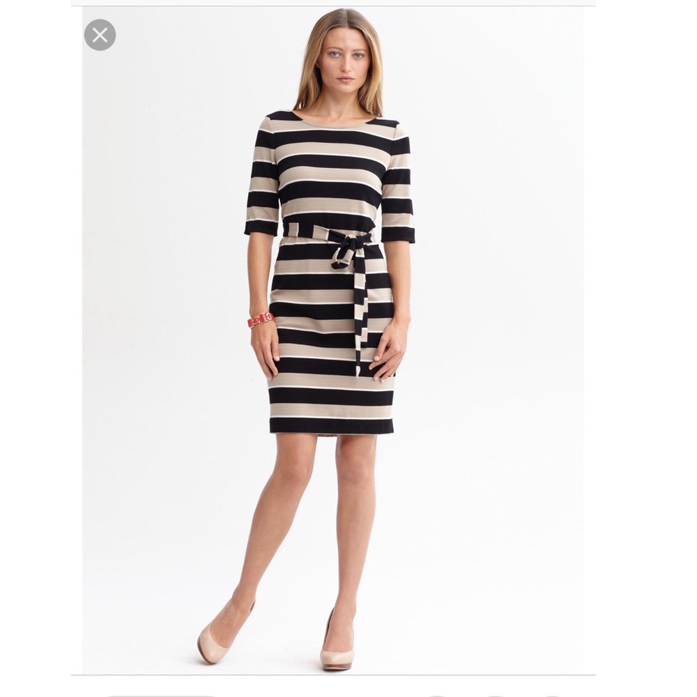Banana republic stripe knit belted dress